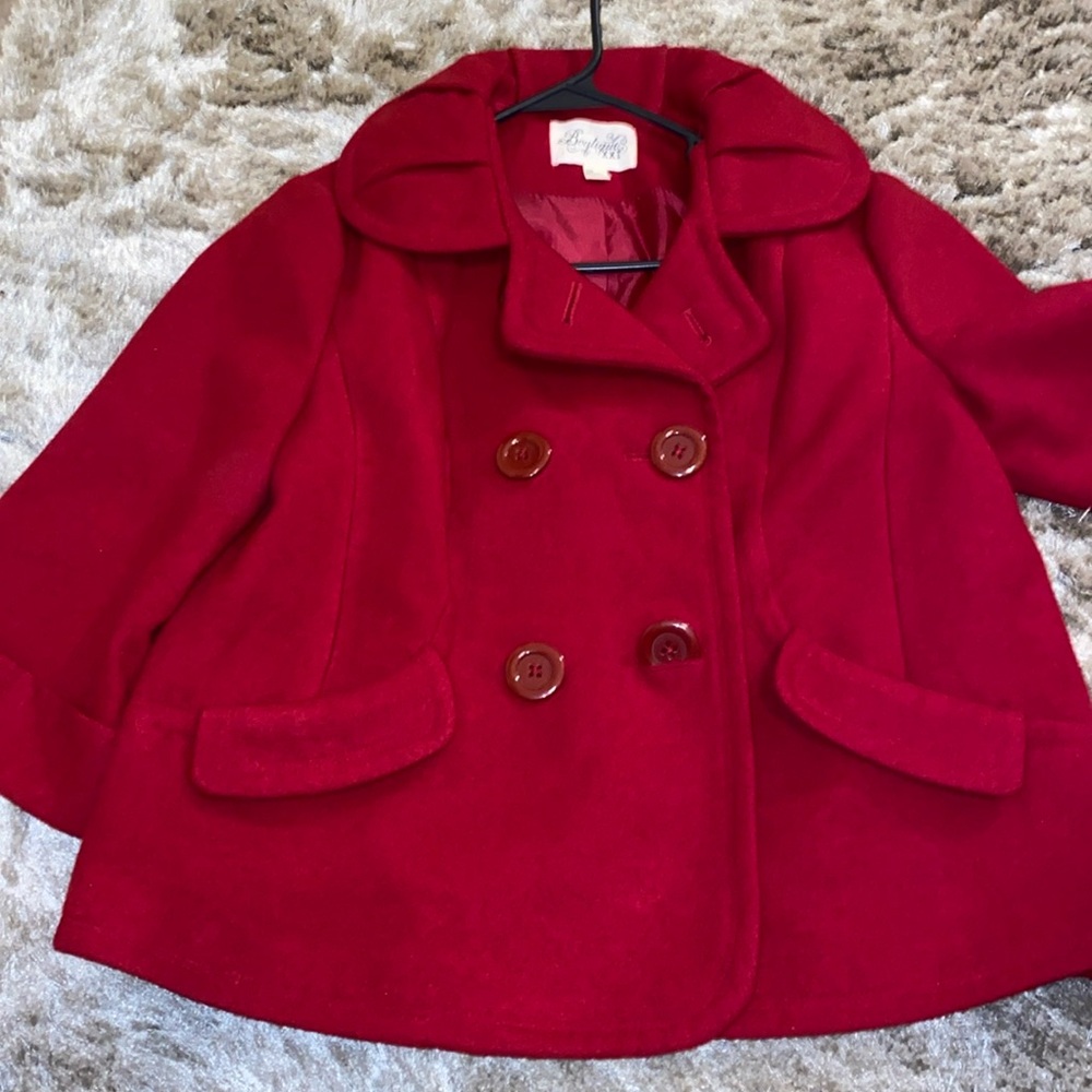 Red jacket - Picture 1 of 5